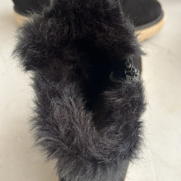 True comfort, 8.5, black and tan - Picture 3 of 3